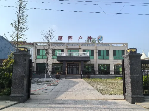 Tangshan Pengcheng Outdoor: Memanfaatkan Perdagangan Luar Negeri untuk Menempa Cakrawala Baru; Memberdayakan Ekspansi Global melalui Manufaktur Cerdas